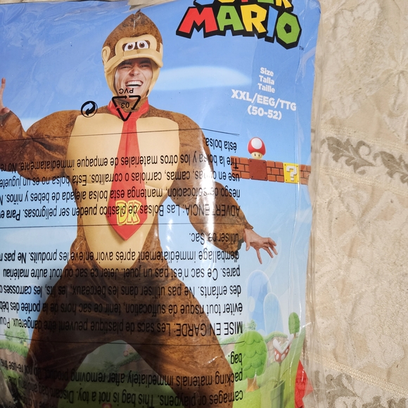 ADULTS Donkey KONG Costume with Red Tie - Picture 3 of 3